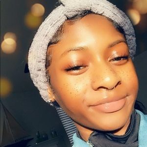 Meet your Posher, Arianna